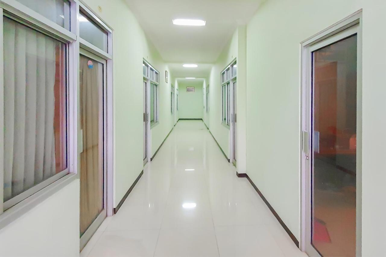 Urbanview Hotel Bartu Moh Toha Bandung By Reddoorz Luaran gambar